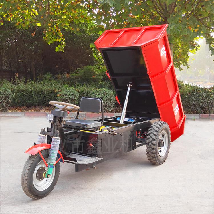 鄭州工地2噸電動翻斗車夏天作業(yè)注意事項